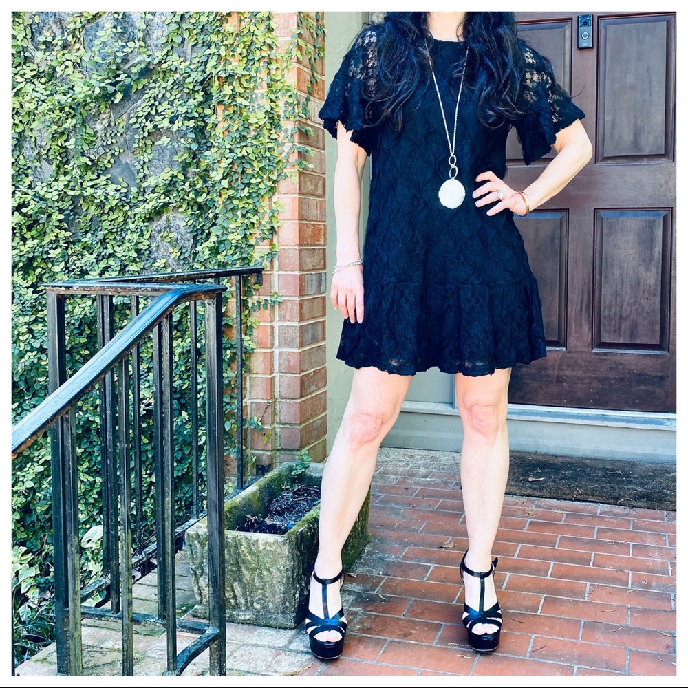 #37 PERFECT LITTLE BLACK LACE FULLY LINED DRESS - Picture 4 of 6